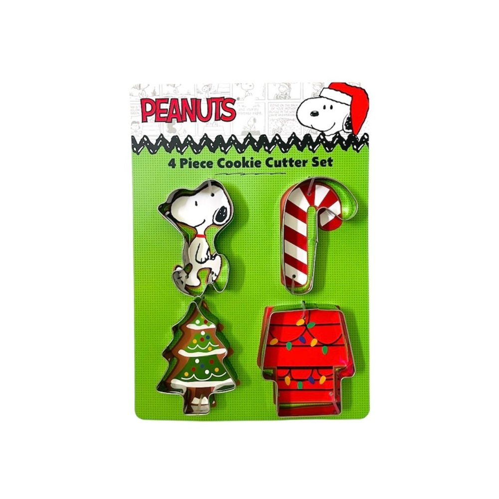 NEW Peanuts Snoopy Cookie Cutter Set Christmas Holiday Seasonal Theme 4 pcs NIP